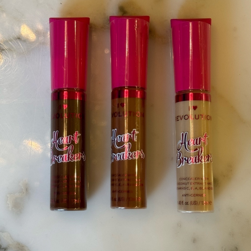 New! Bundle of Three Heart Revolution Concealers Makeup Concealers Sealed .4 oz